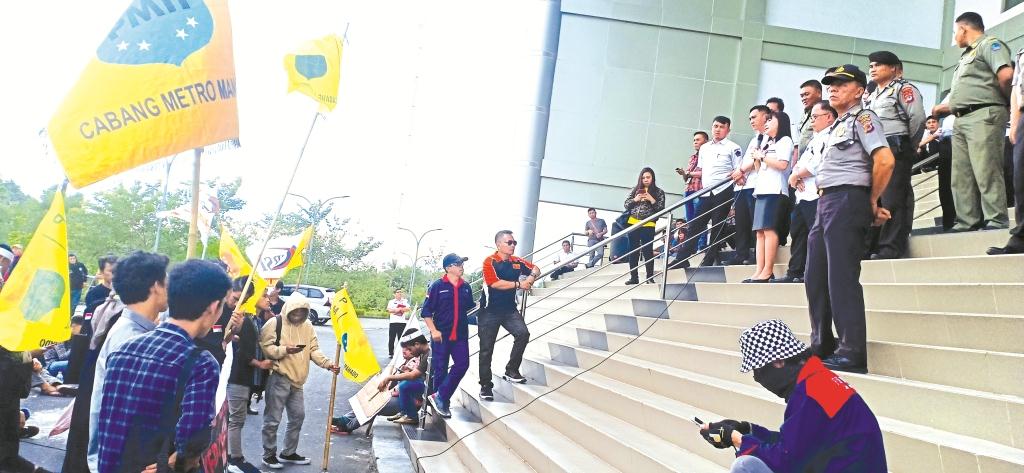 Penolakan RUU Omnibus Law Mengencang